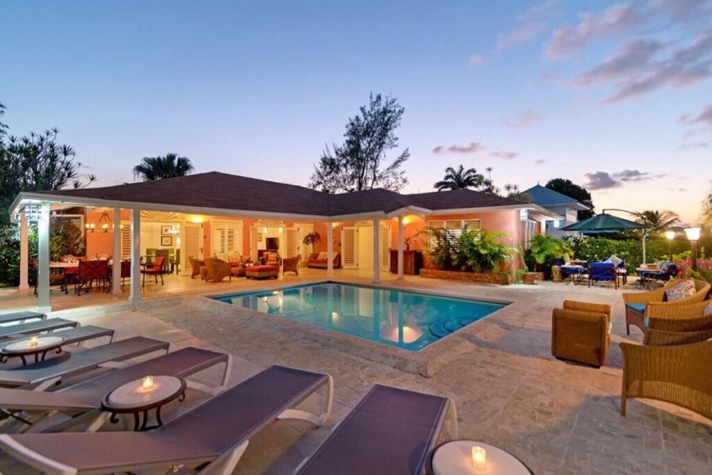 Trelawny_Villa_Poolside_Evening